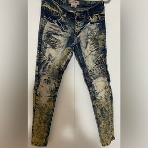 DENIM & RIVETS TIE DYED DISTRESSED JEANS